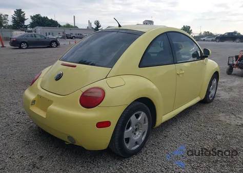 2000 Volkswagen New Beetle Gls z USA, uszkodzony, nr VIN 3VWCD21C8YM468456